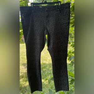 Mossimo Women's Size 18 Skinny Black Denim Jeans With Grey Jambe Moulante